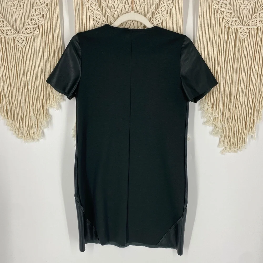 Zara V-Neck Forest Green Faux Leather Short Sleeves A-Line Dress Size Small - Picture 3 of 4